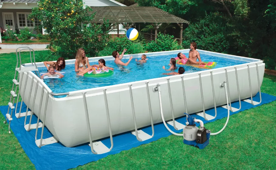 Piscine și accesorii la preț promo!
